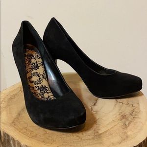 Jessica Simpson Suede Round Toe Pump Size 8.5
